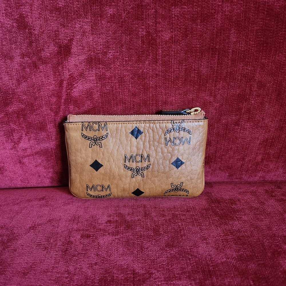 MCM Key Pouch in Visetos Original - EUC